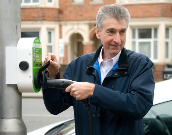 Councillor Tony Page, Reading Borough Council, lamp post charger, lamp post electric car charging point, City EV, Cityline100